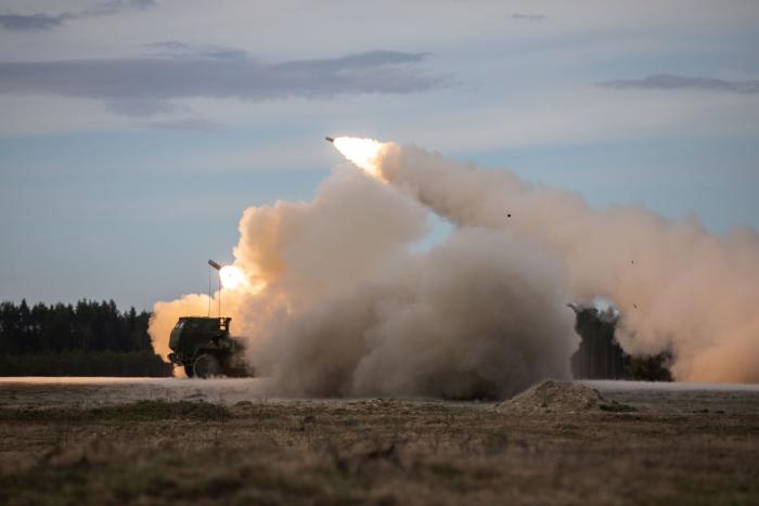 Боевые действия на Украине показали высокую эффективность реактивных систем залпового огня (РСЗО). 